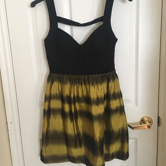 Ali Ro size 6 dress - Picture 3 of 5